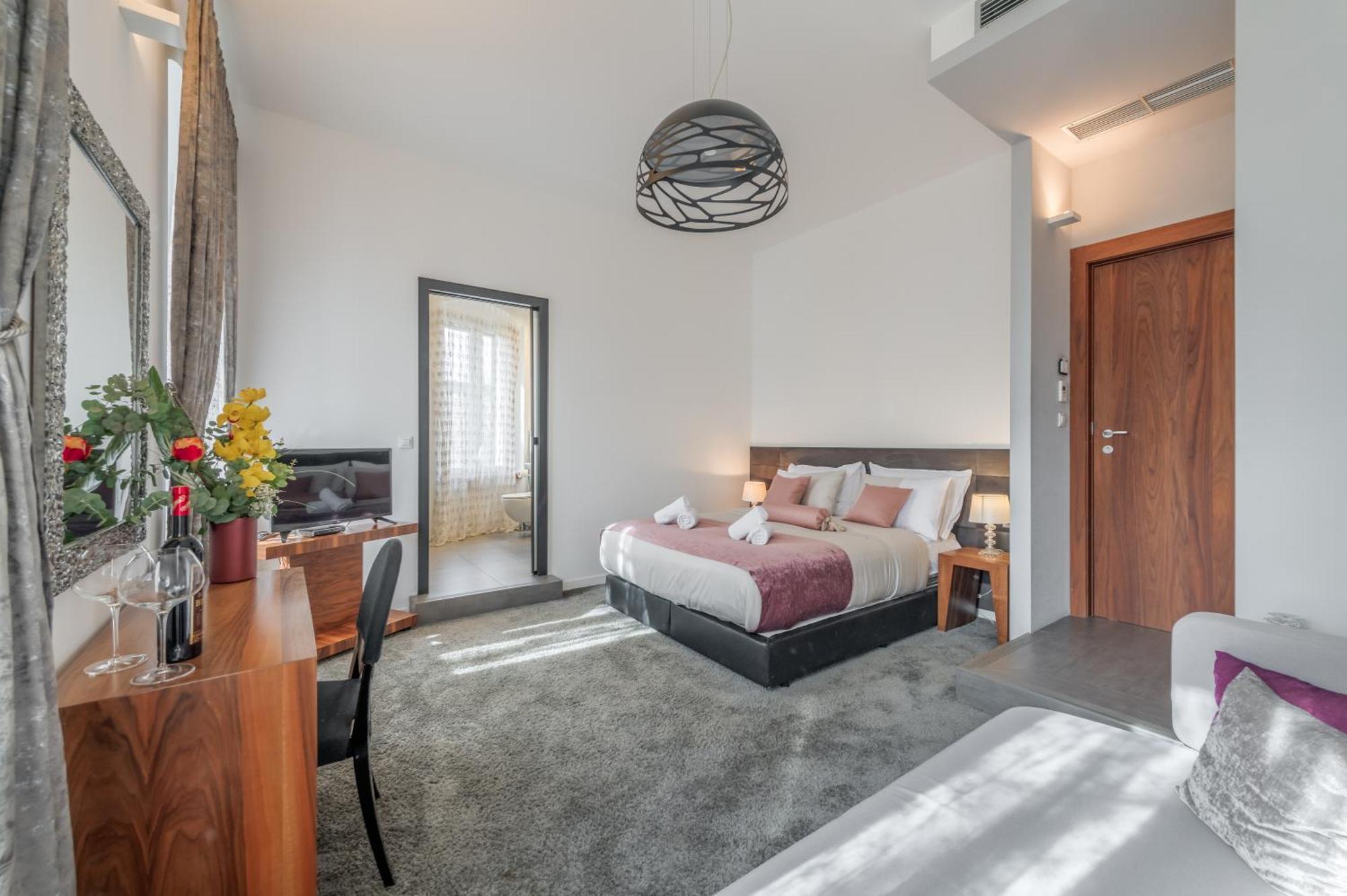 Starlight Luxury Suites Split Exterior foto