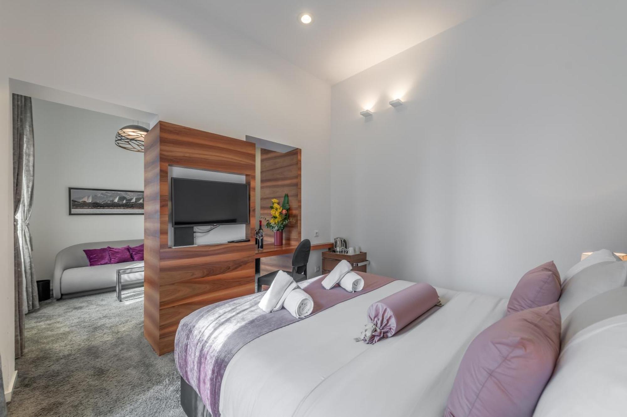 Starlight Luxury Suites Split Exterior foto