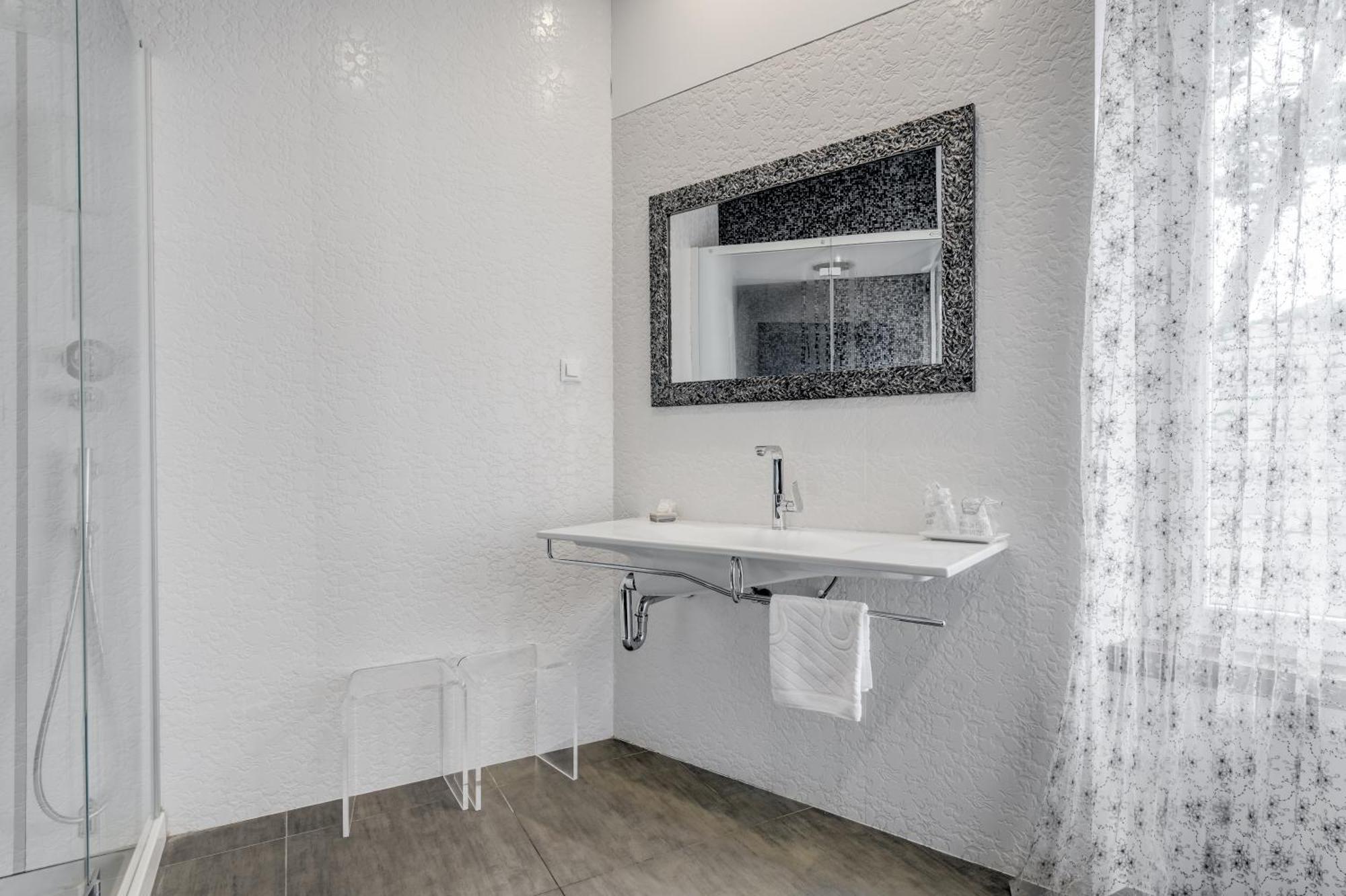 Starlight Luxury Suites Split Exterior foto