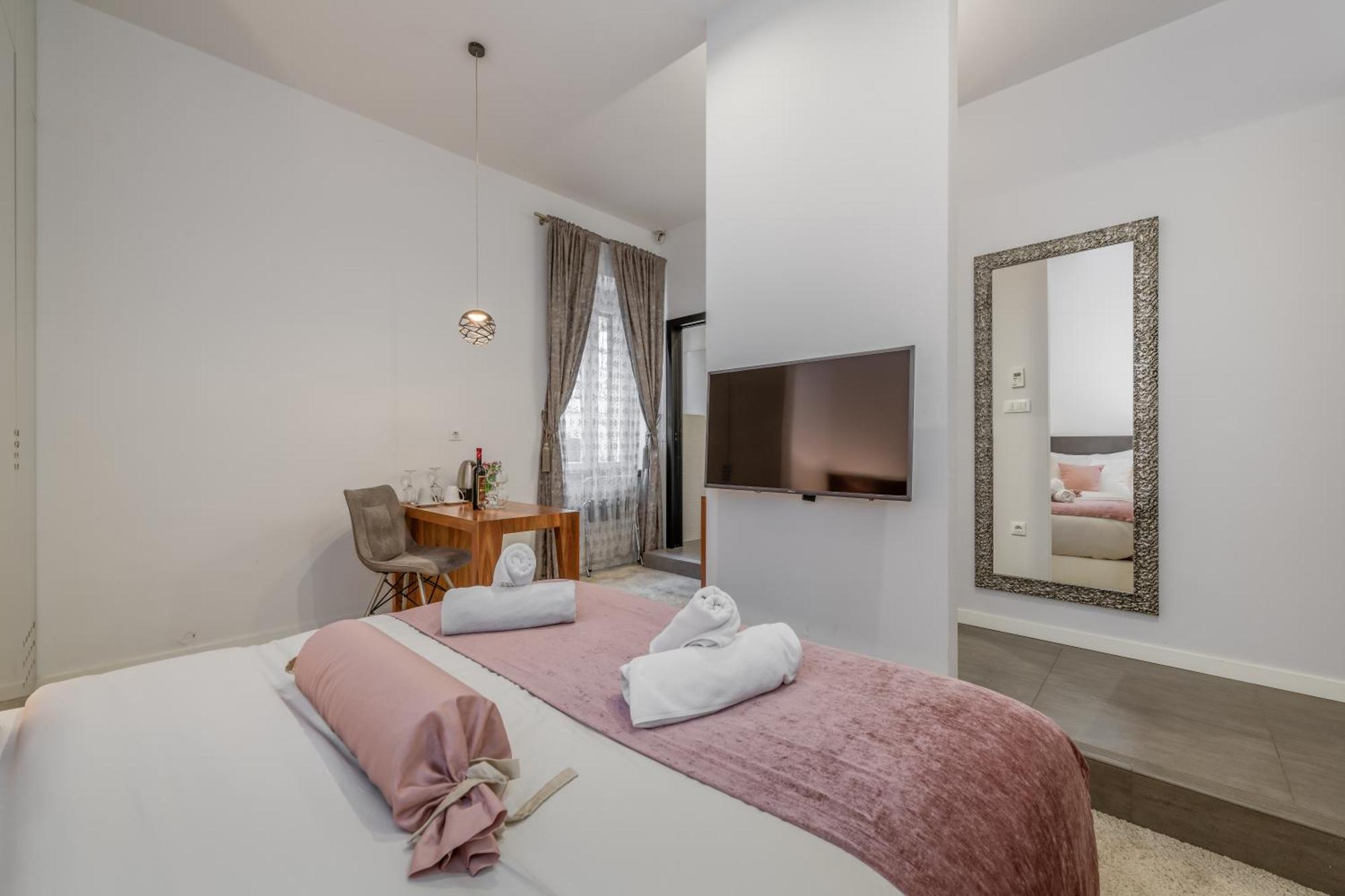 Starlight Luxury Suites Split Exterior foto