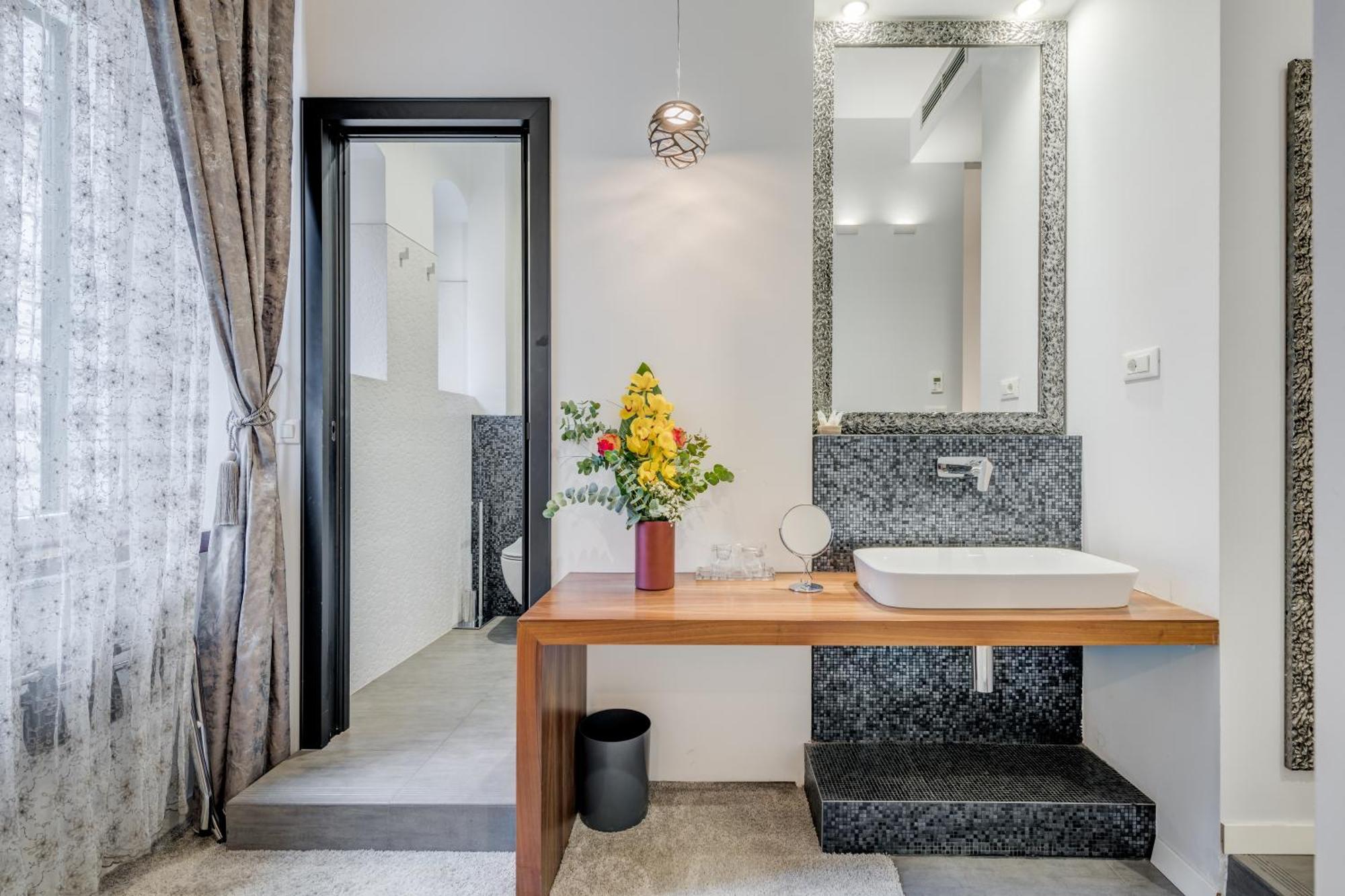 Starlight Luxury Suites Split Exterior foto
